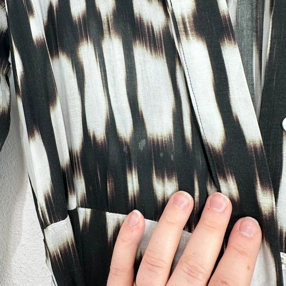 Bella Dahl XS Black White Print Rayon Maxi Dress Button Front Long Sleeve Resort - Picture 11 of 14